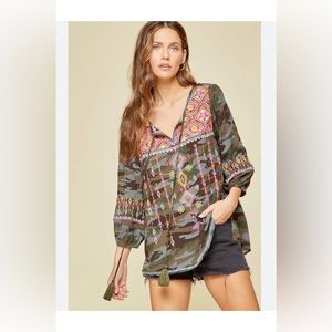 Savanna Jane Camo Print Embroidered 3/4 sleeve floral small